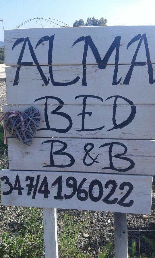 Alma Bed & Breakfast Sennariolo Exterior foto