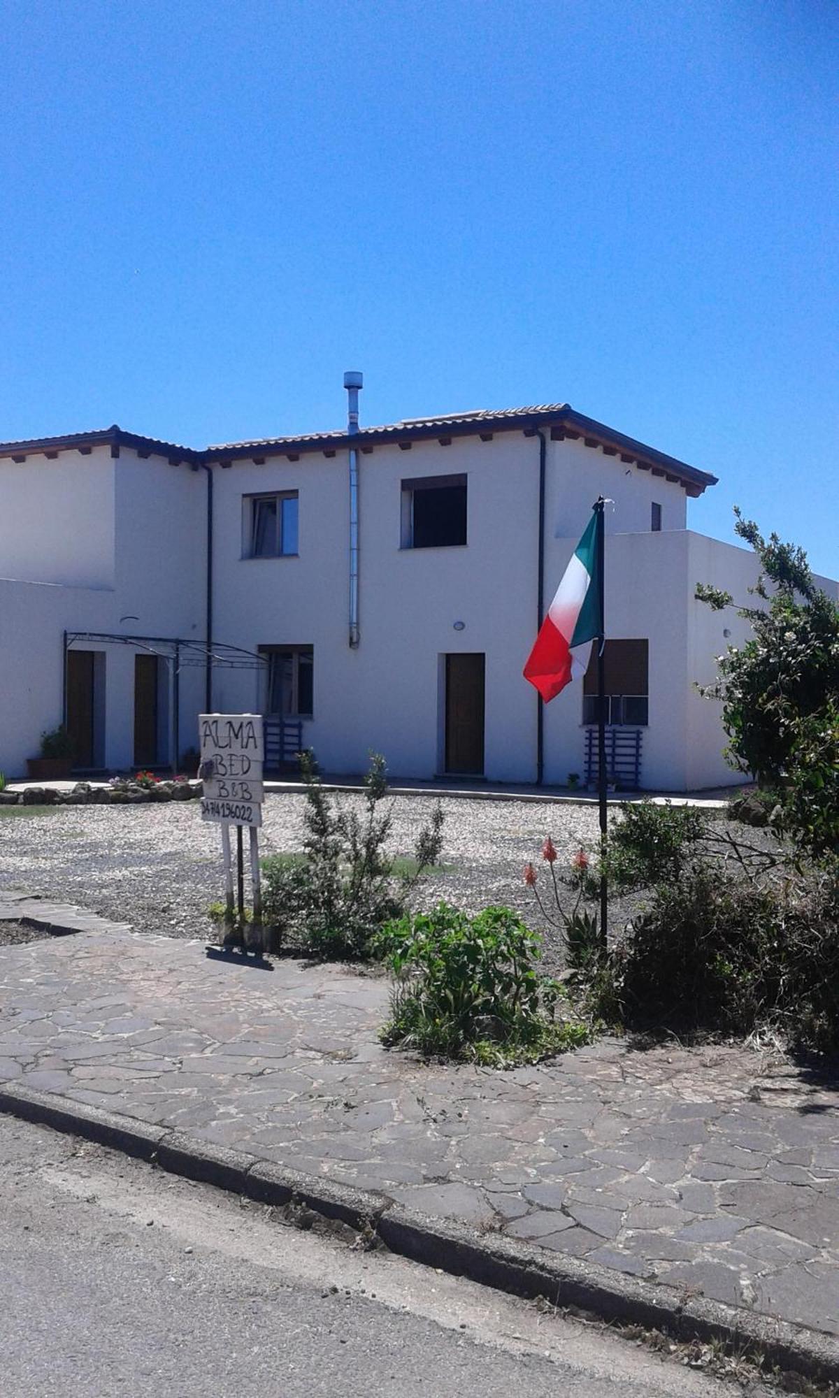 Alma Bed & Breakfast Sennariolo Exterior foto